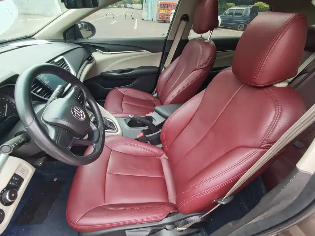 Buick Excelle 2017 — фото 19