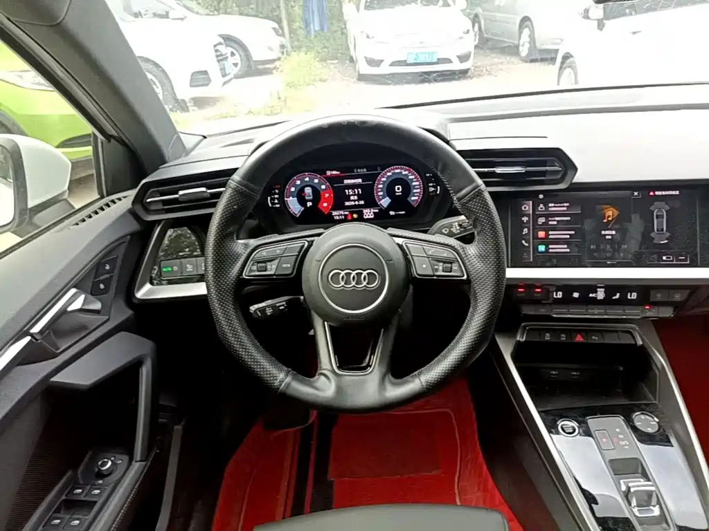 Audi A3 2021 — фото 11