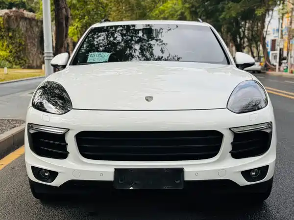 Porsche Cayenne 2015