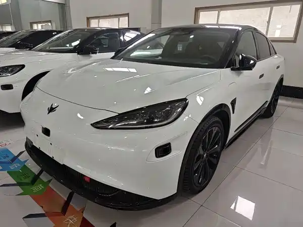 Arcfox Alpha S 2023