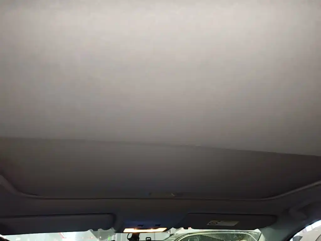 Toyota RAV4 2017 — фото 18