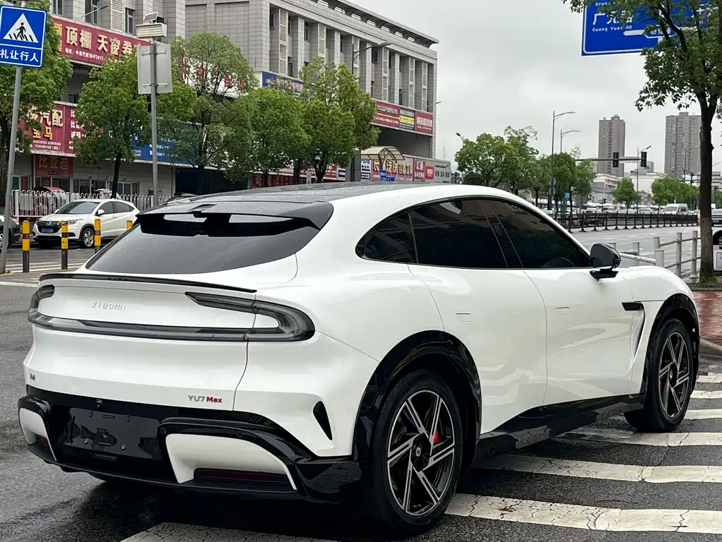 Xiaomi YU7 2025 — фото 5