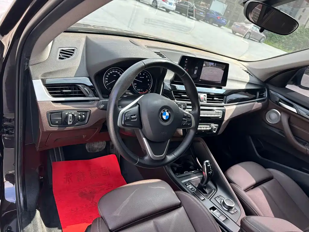 BMW X1 2022 — фото 12