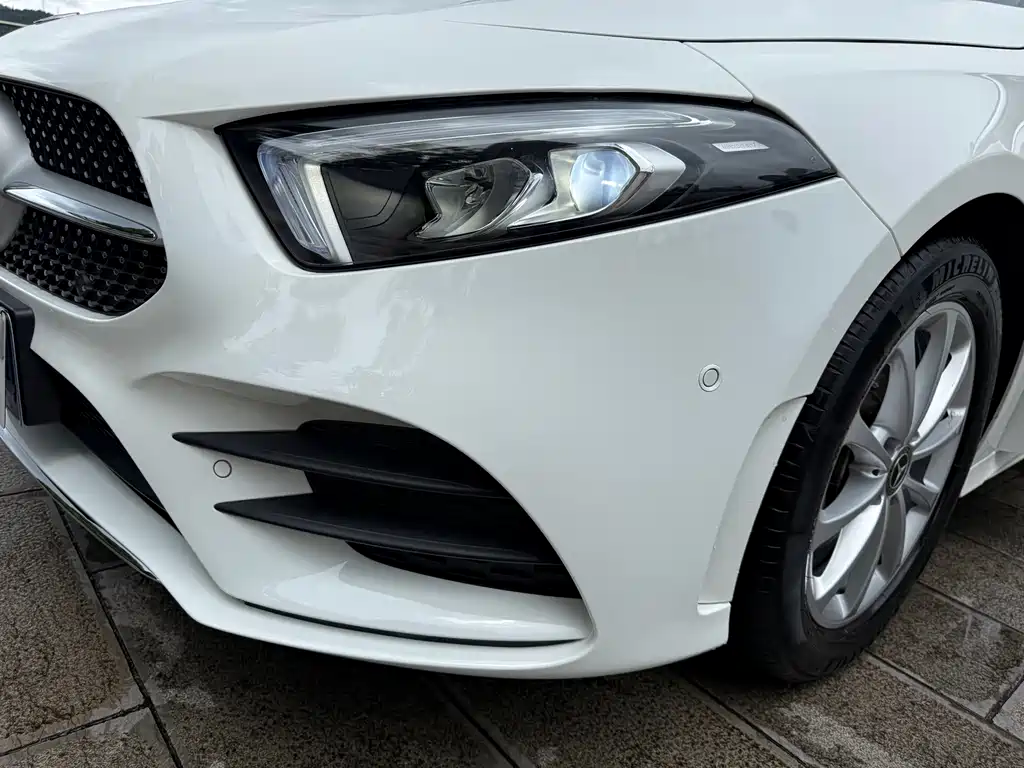 Mercedes-Benz A-Class 2019 — фото 13