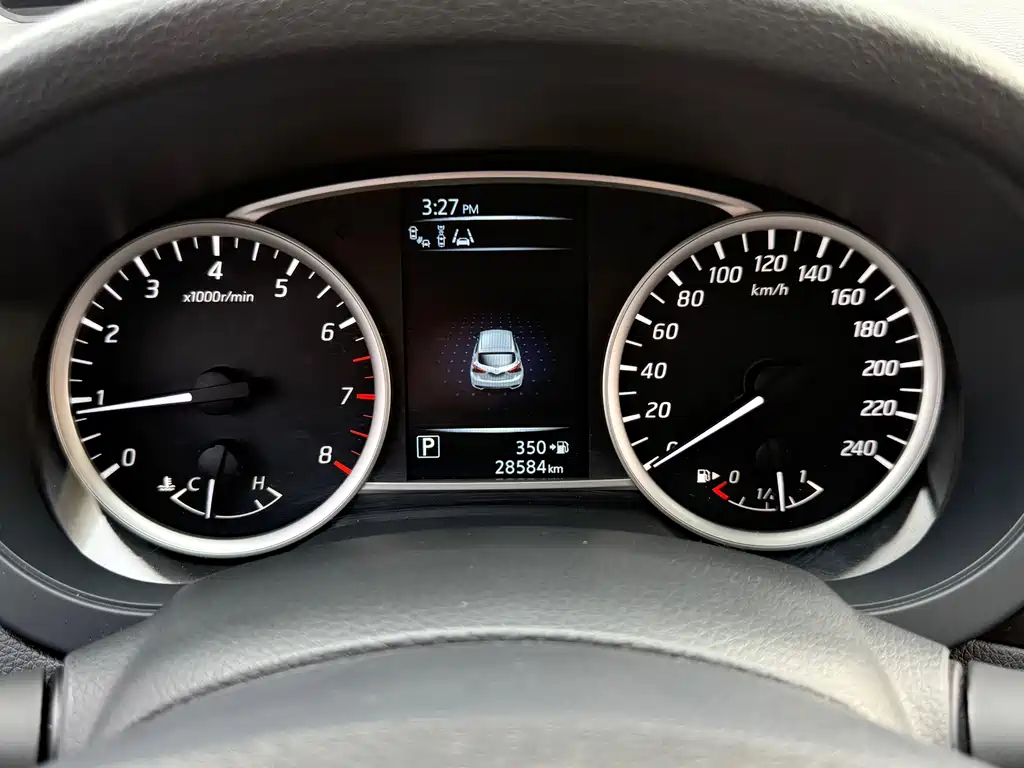 Nissan Tiida 2019 — фото 14