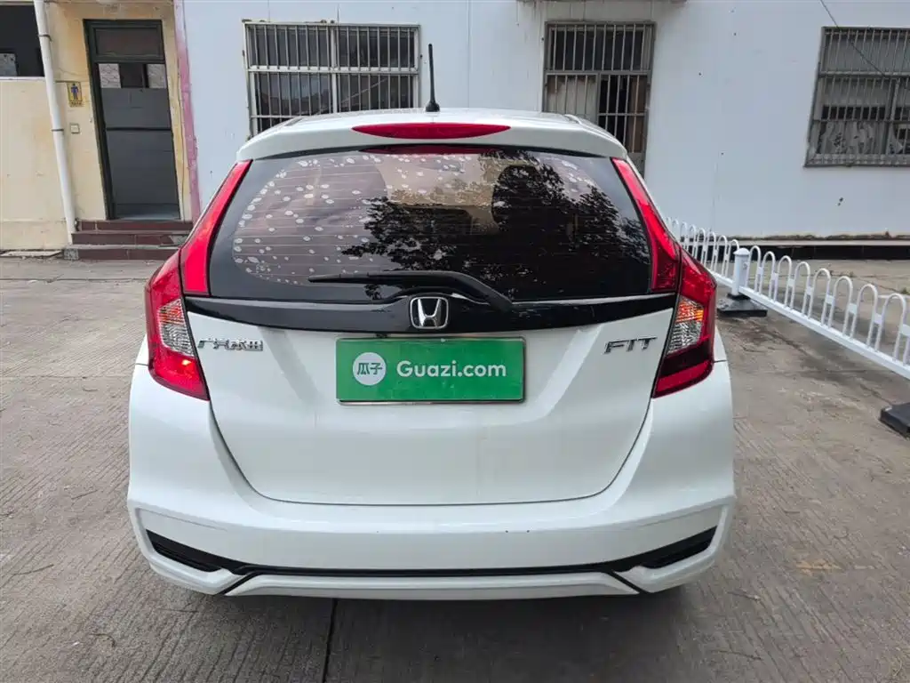 Honda Fit 2019 — фото 6