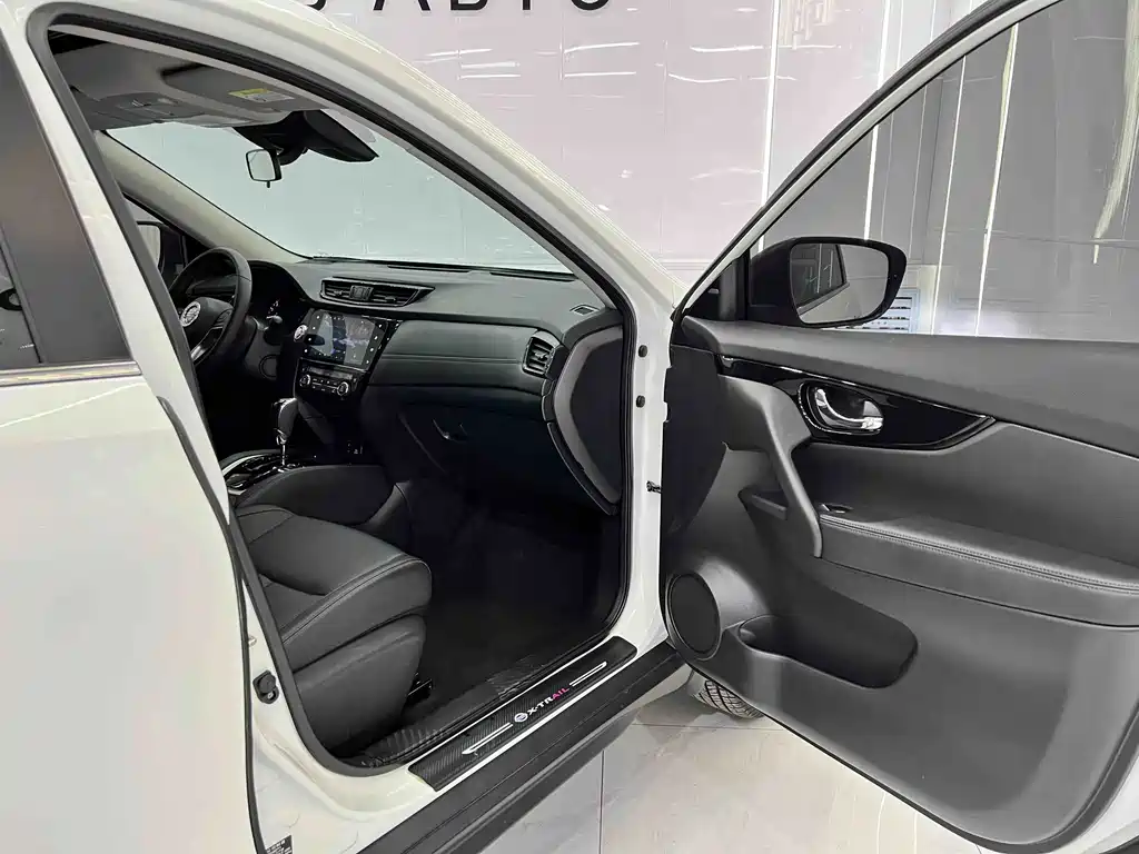 Nissan X-Trail 2023 — фото 18