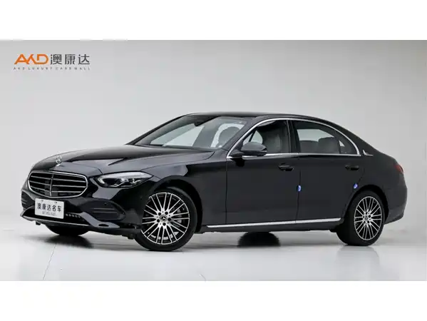 Mercedes-Benz C-Class 2024