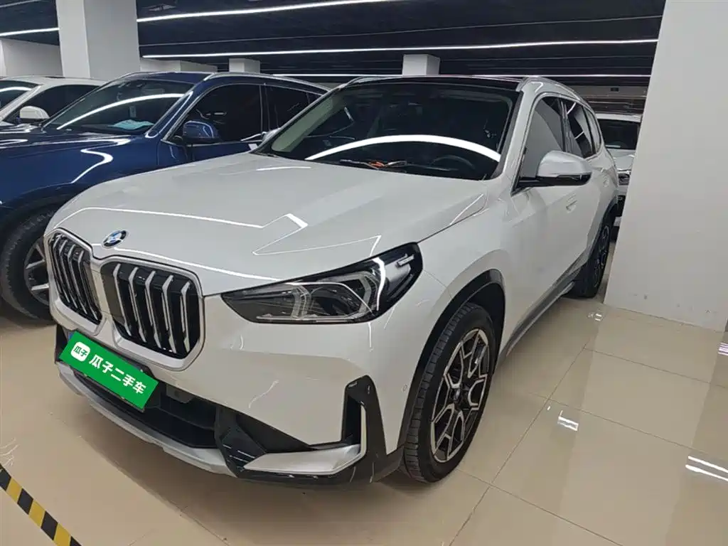 BMW X1 2024 — фото 1