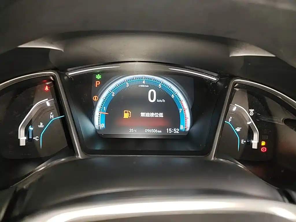 Honda Civic 2017 — фото 12