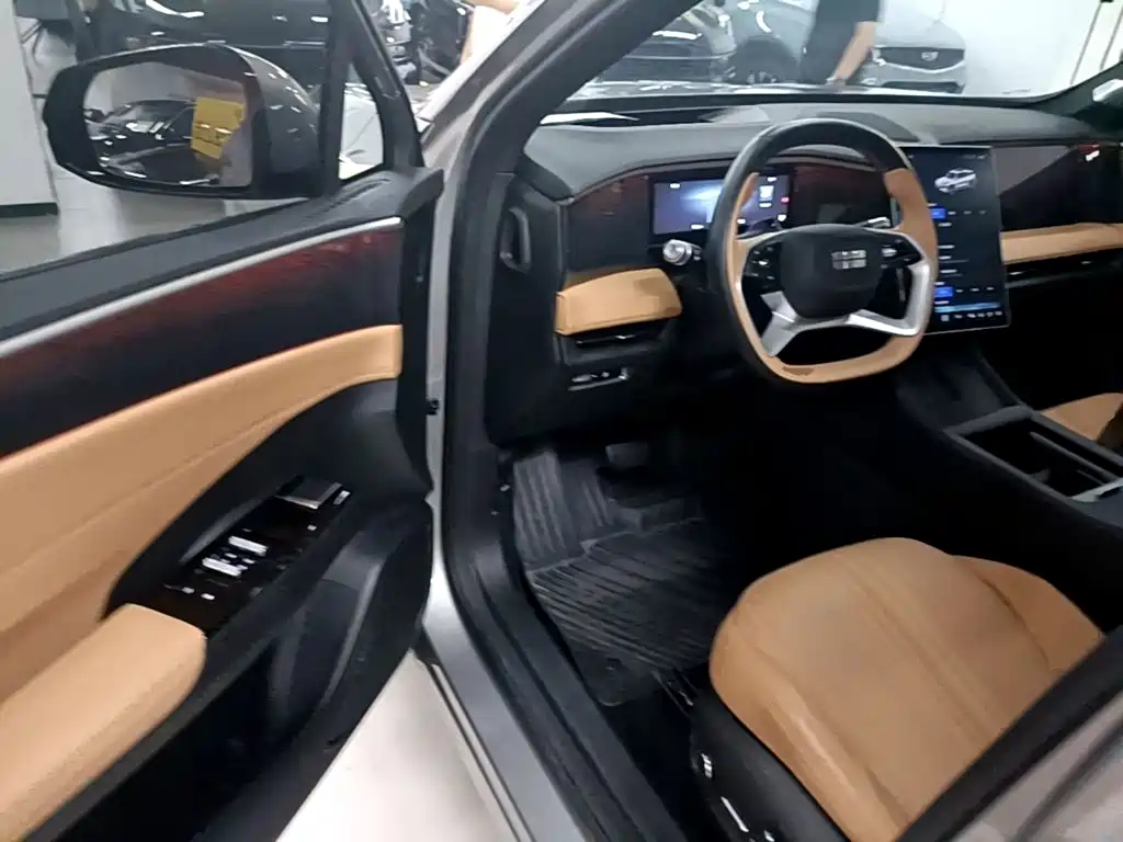 Geely Galaxy L7 2024 — фото 16
