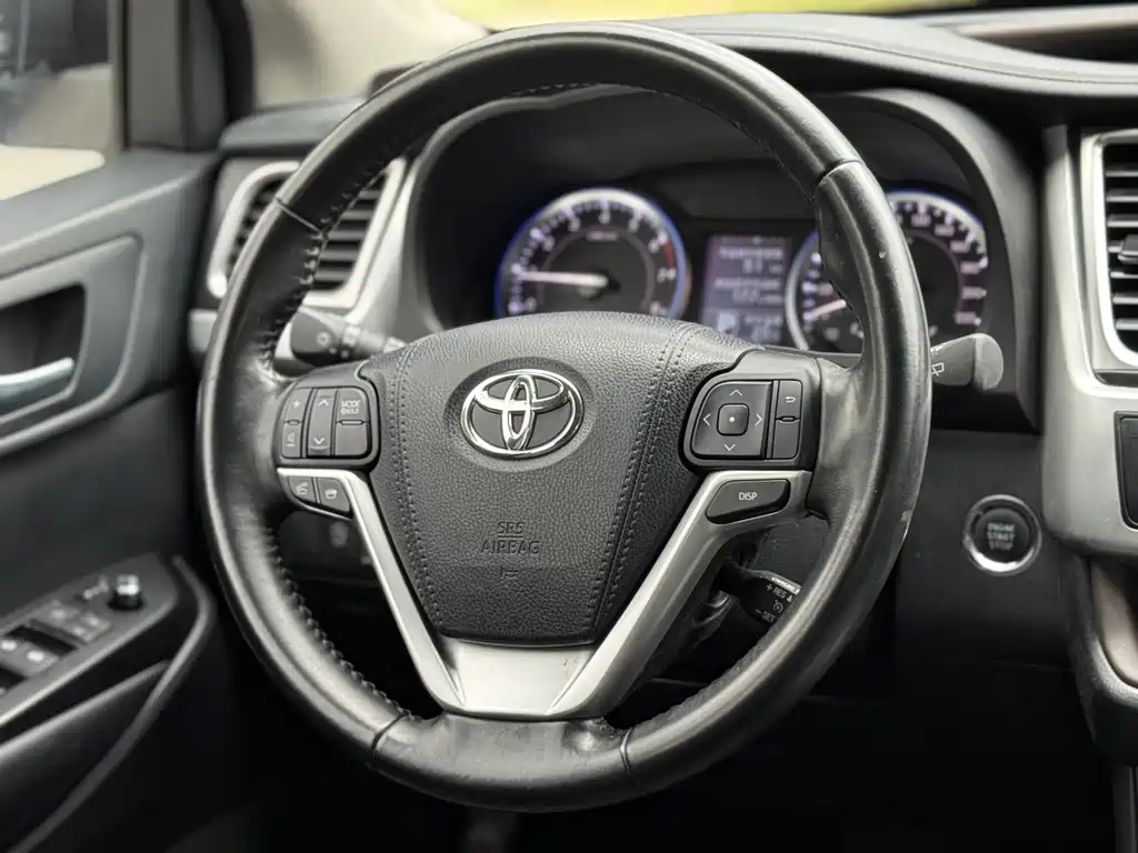 Toyota Highlander 2017 — фото 14