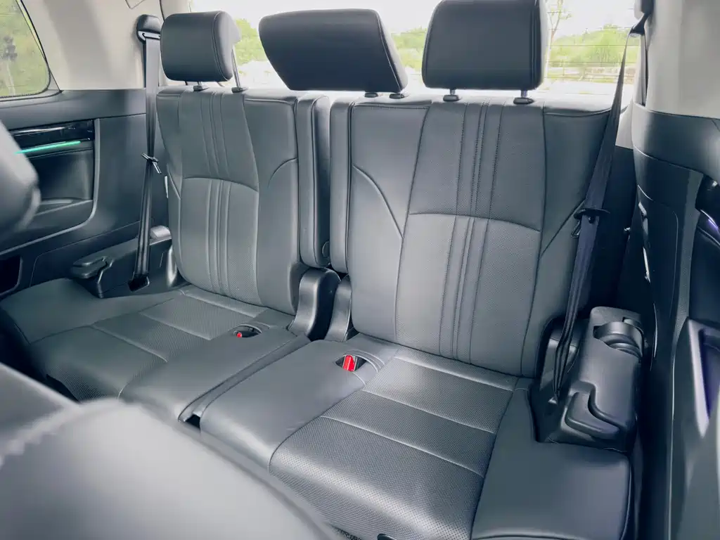 Toyota Vellfire 2020 — фото 15