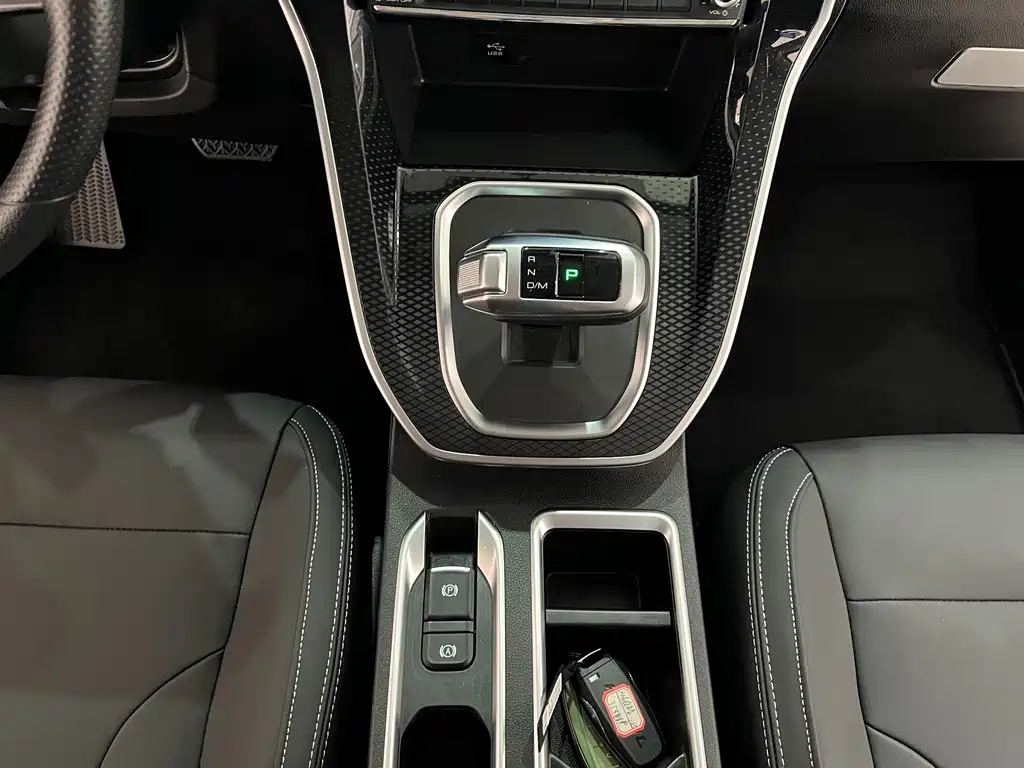 Haval M6 2023 — фото 14