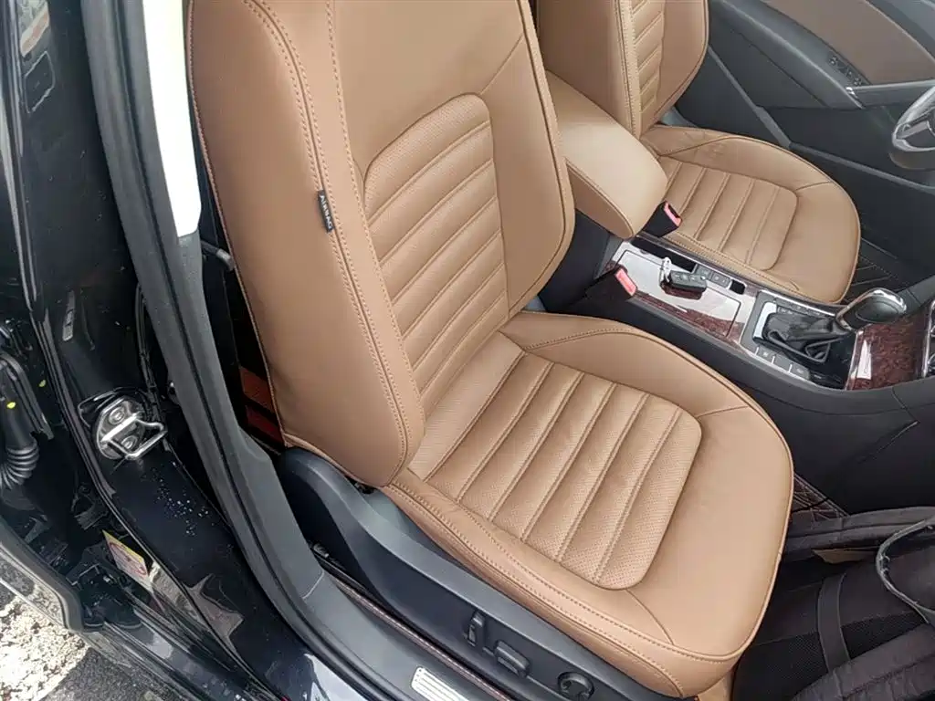 Volkswagen Passat 2015 — фото 25