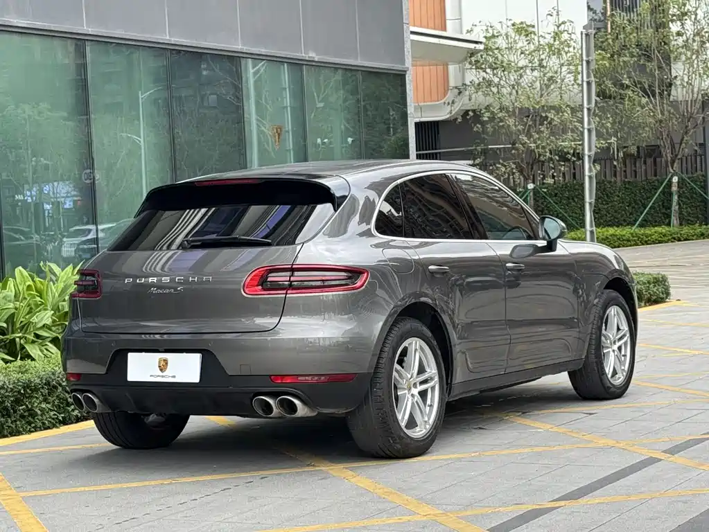 Porsche Macan 2016 — фото 10