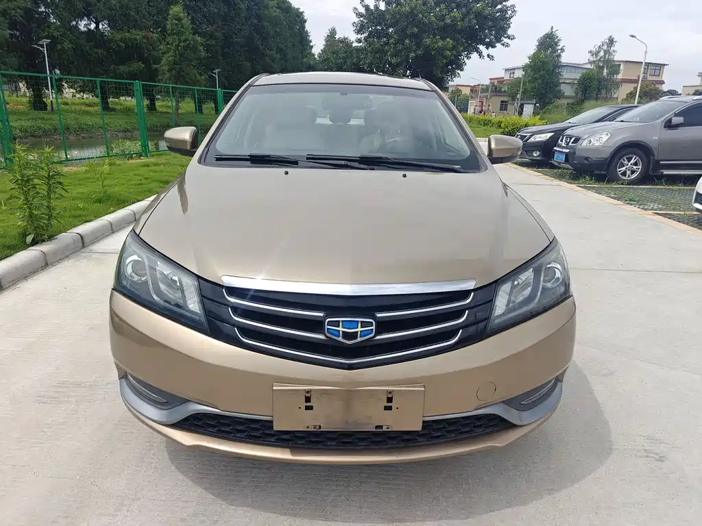 Geely Emgrand 2015 — фото 2
