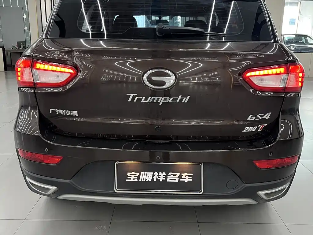 GAC Trumpchi GS4 2016 — фото 4