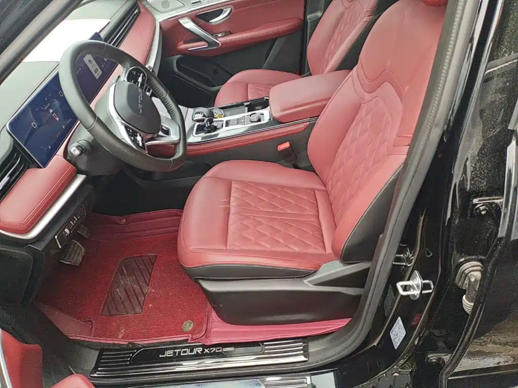 Jetour Jietu X70 PLUS 2023 — фото 11