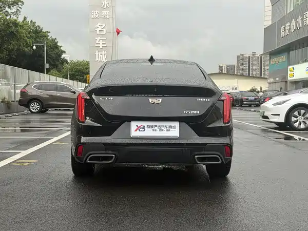Cadillac CT4 2023