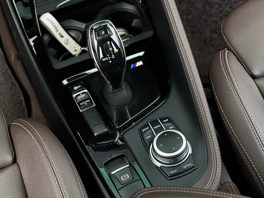 BMW X1 2020 — фото 20