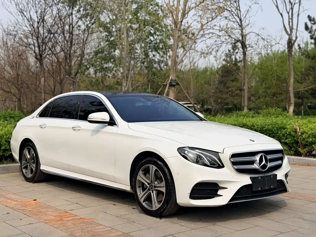 Mercedes-Benz E-Class 2019 — фото 3