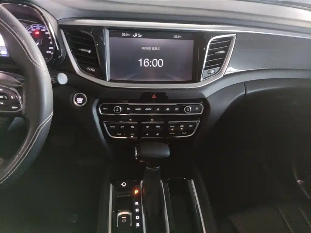 GAC Motor Trumpchi GS7 2018 — фото 13