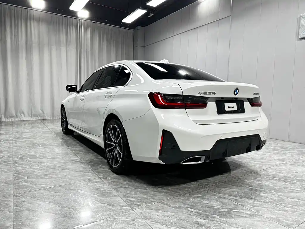 BMW 3 Series 2023