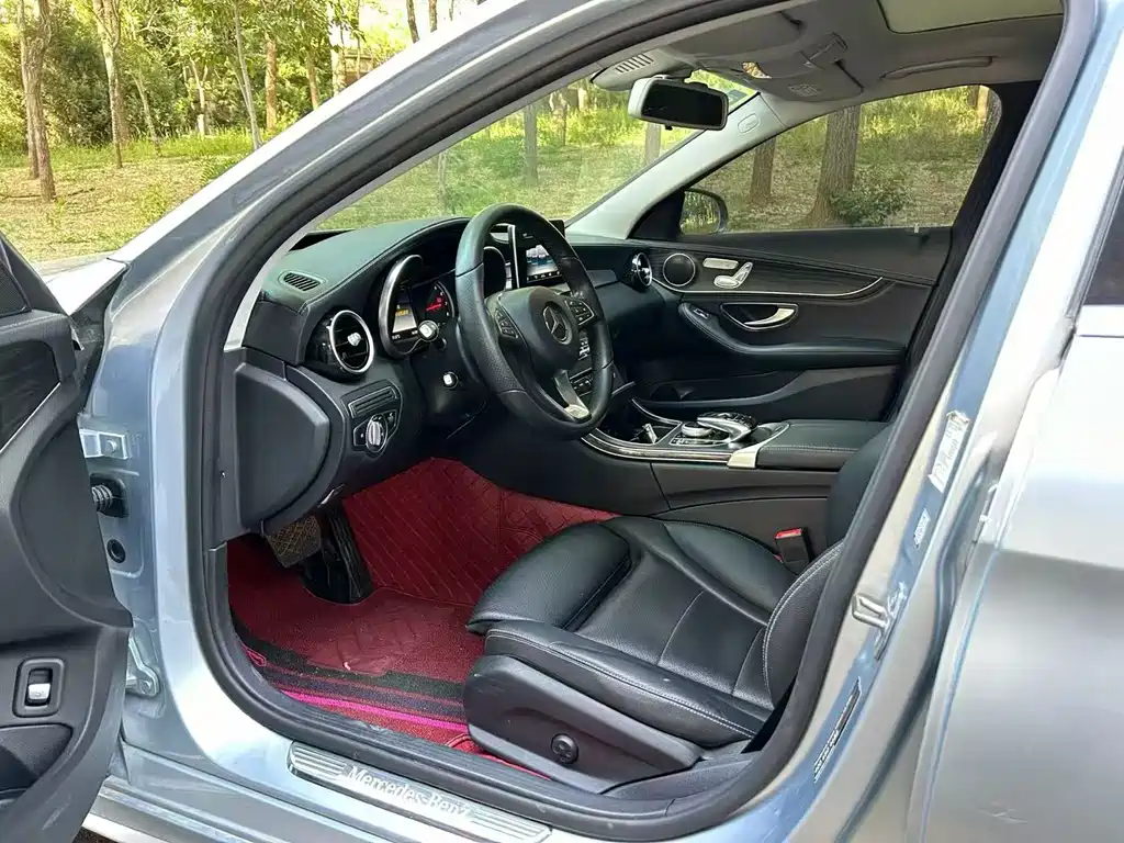 Mercedes-Benz C-Class 2018