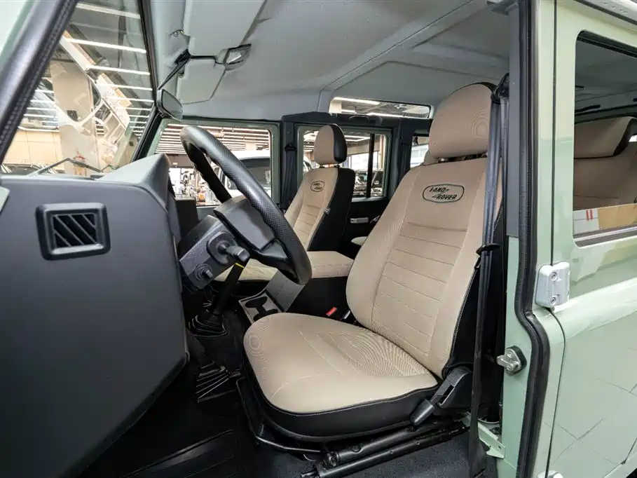 Land Rover Defender 2015 — фото 7