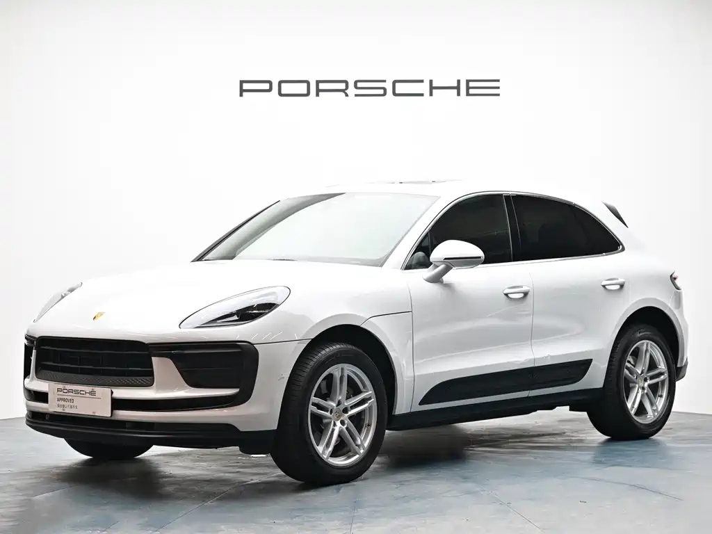 Porsche Macan 2024 — фото 1