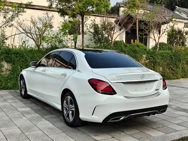 Mercedes-Benz C-Class 2019
