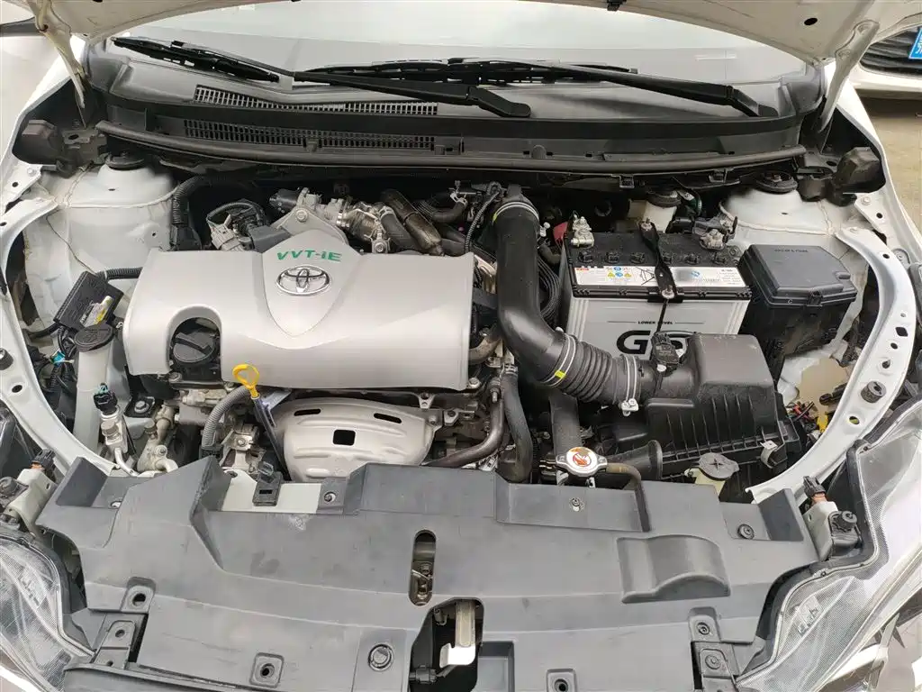 Toyota Yaris L 2019 — фото 16