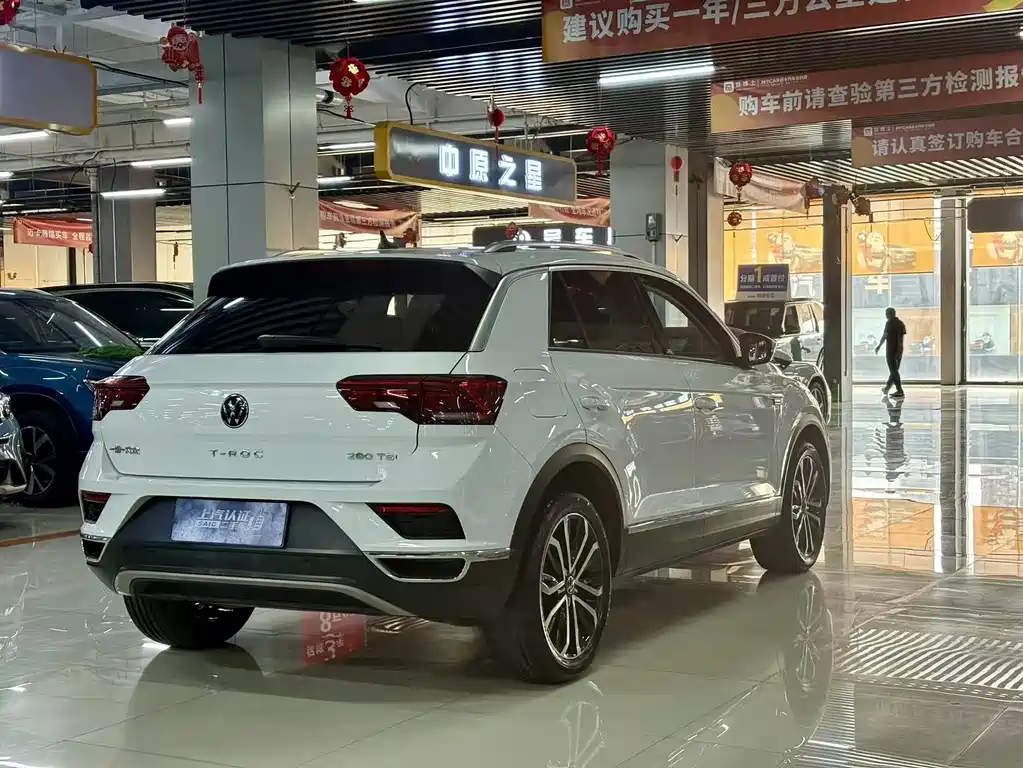 Volkswagen T-Roc 2022 — фото 10