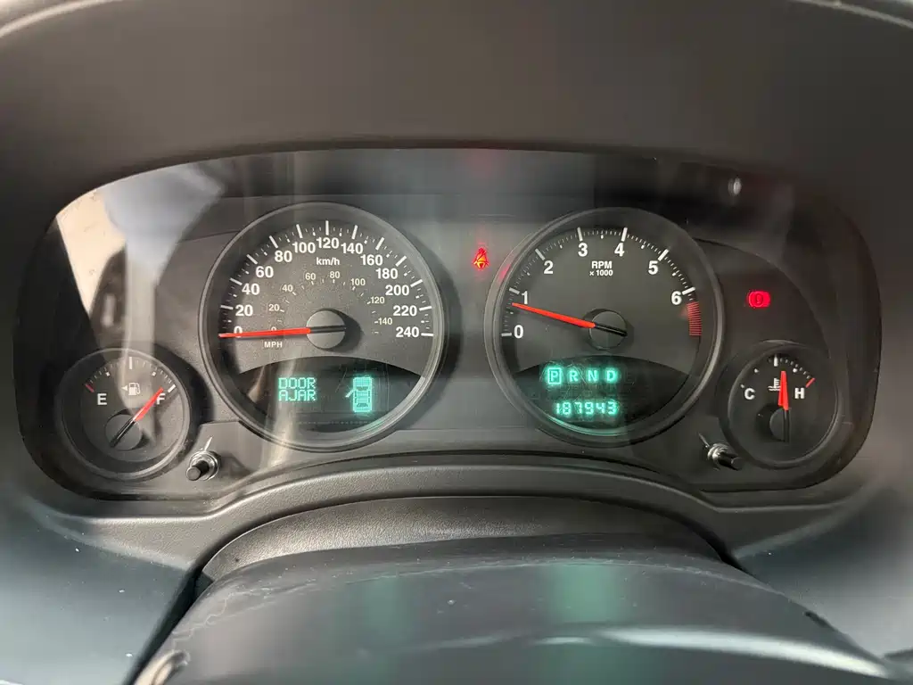 Jeep Compass 2010 — фото 20