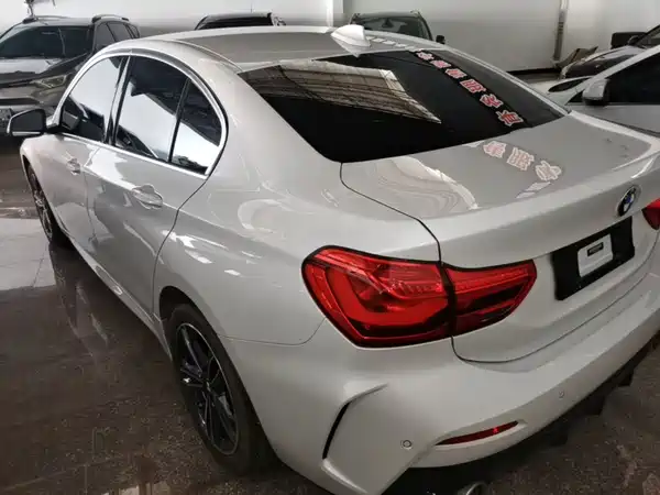 BMW 1 Series 2021