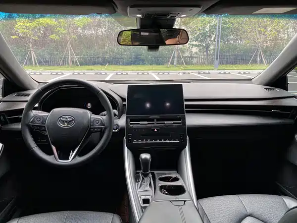 Toyota Avalon 2024