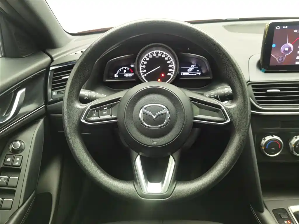Mazda CX-4 2020 — фото 11