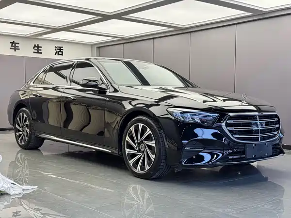 Mercedes-Benz E-Class 2024