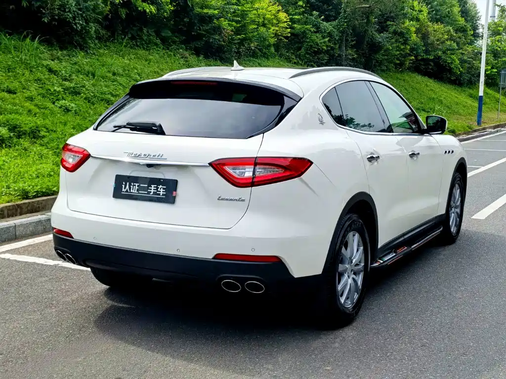 Maserati Levante 2016 — фото 7