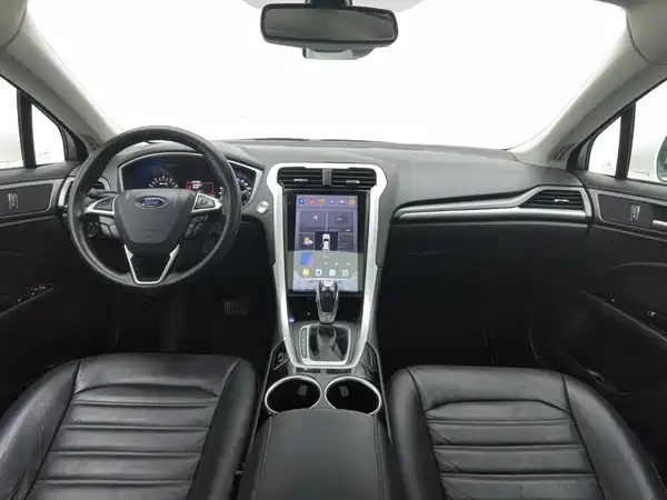 Ford Mondeo 2014