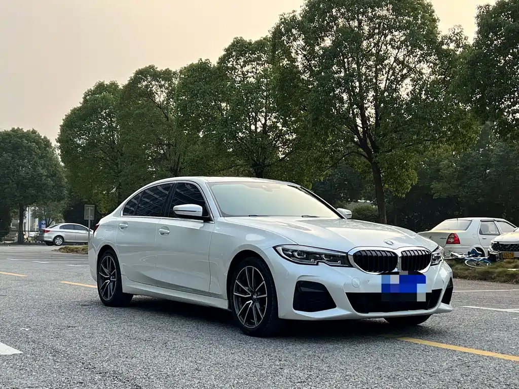 BMW 3 Series 2022