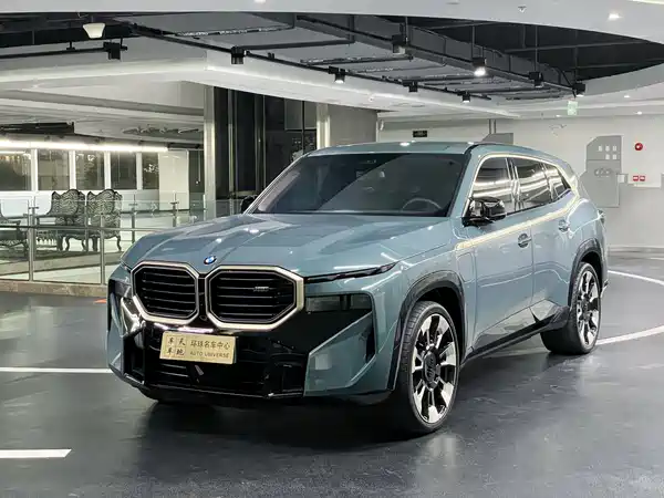 BMW XM 2023
