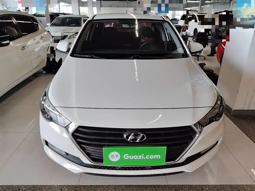 Hyundai Verna 2016 — фото 3