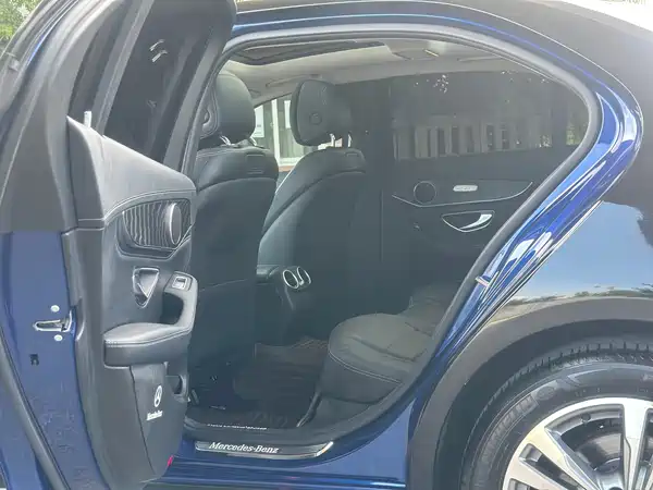Mercedes-Benz C-Class 2018