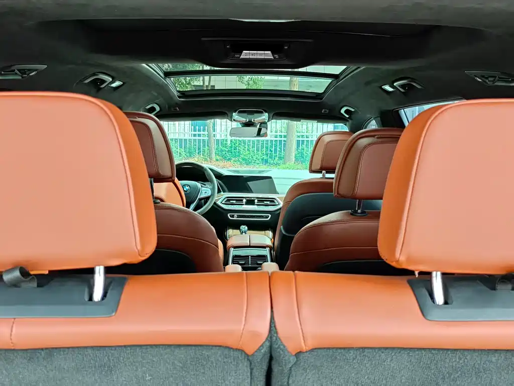 BMW X7 2020 — фото 24