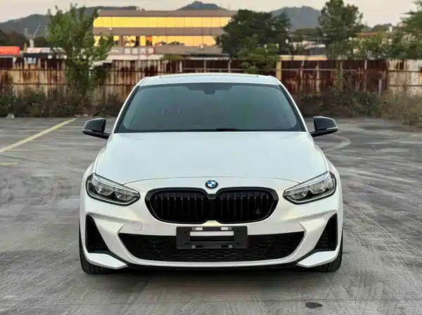 BMW 1 Series 2021