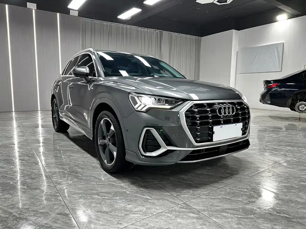Audi Q3 2022
