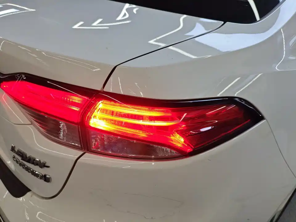 Toyota Levin 2022 — фото 14