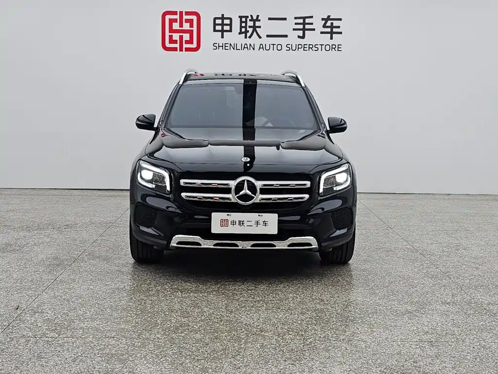 Mercedes-Benz GLB 2023